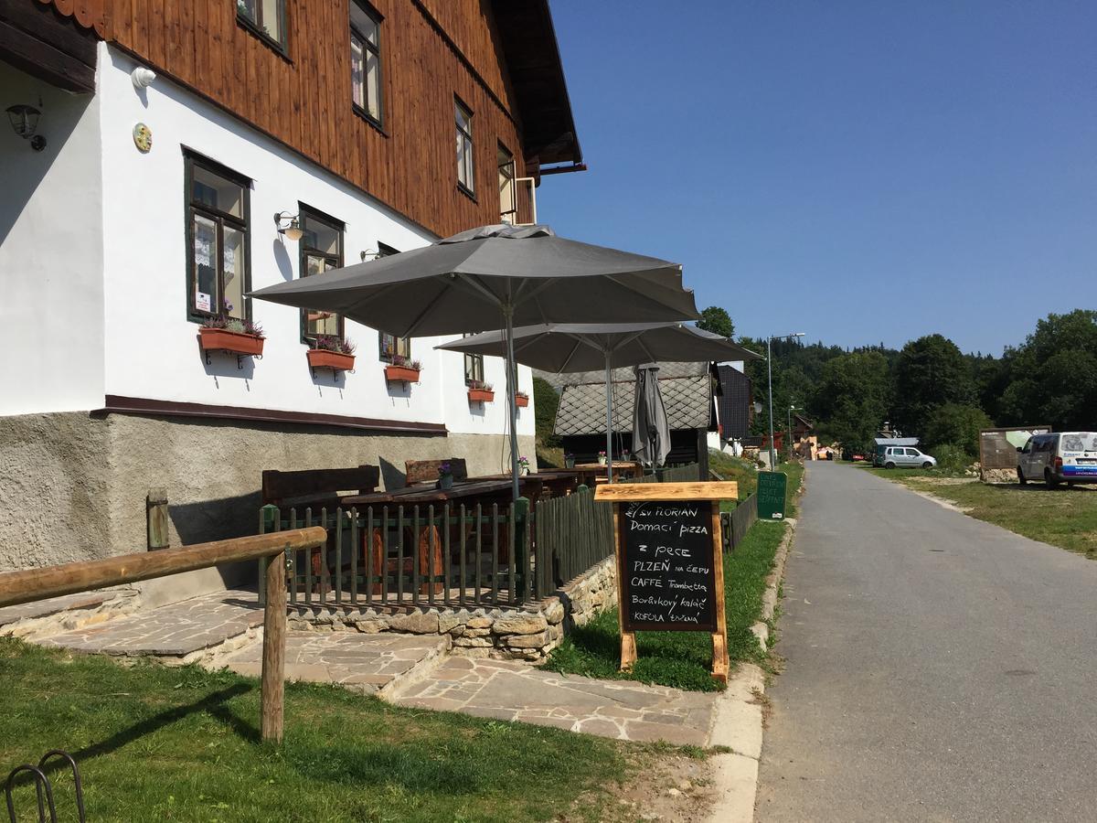 Wellness Hotel Florian Ceske Zleby Stozec Exterior photo